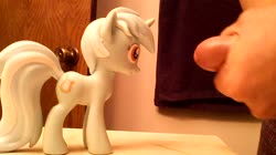 character:lyra_heartstrings cum cum_on_toy male masturbation no_audio penis quality:720p toy:funko toy:vinyl_figures video // 1280x720 // 2.6MB