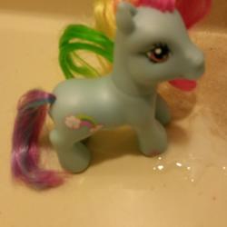 character:rainbow_dash_(g3) cum cum_on_toy toy:brushable // 600x600 // 40.6KB