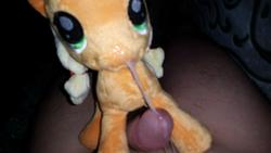 character:applejack cum cum_on_plushie male penis toy:plushie // 3264x1836 // 269.8KB