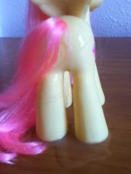 character:fluttershy cum cum_on_toy toy:brushable // 720x960 // 216.8KB