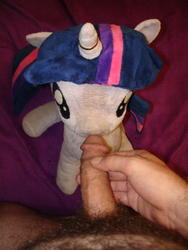 character:twilight_sparkle creator:jin fetish:watersports male pee pee_on_plushie penis pubic_hair toy:plushie // 1944x2592 // 2.1MB