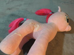 character:pinkie_pie creator:ikananprincess cum cum_on_plushie toy:build-a-bear toy:plushie // 3648x2736 // 2.2MB