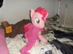 character:pinkie_pie toy:plushie // 4288x3216 // 1.8MB